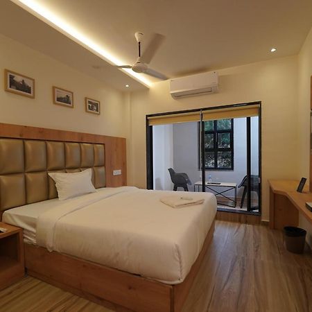 Southern Residency Kochi Esterno foto