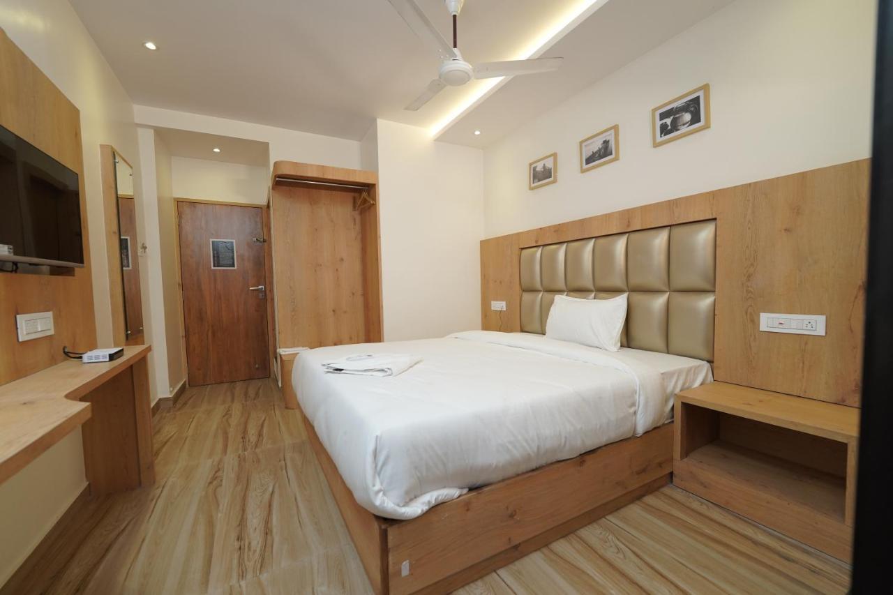 Southern Residency Kochi Esterno foto