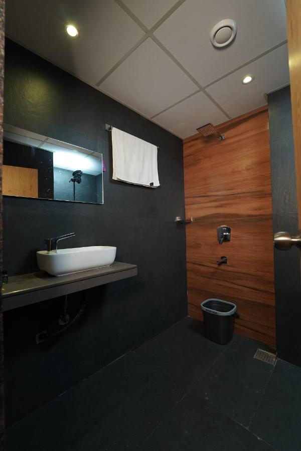 Southern Residency Kochi Esterno foto