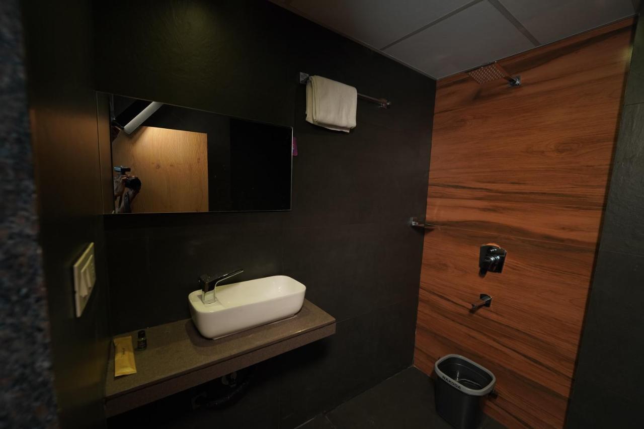 Southern Residency Kochi Esterno foto