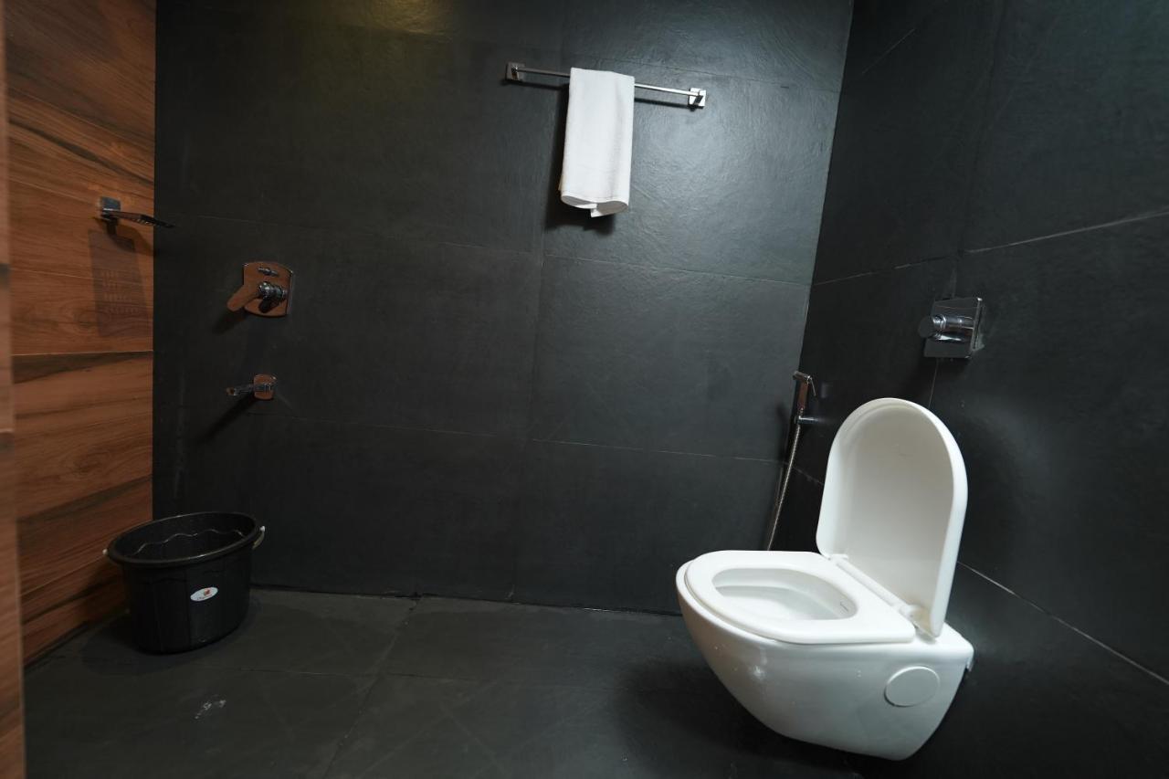 Southern Residency Kochi Esterno foto