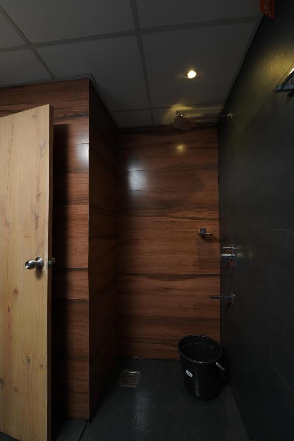 Southern Residency Kochi Esterno foto